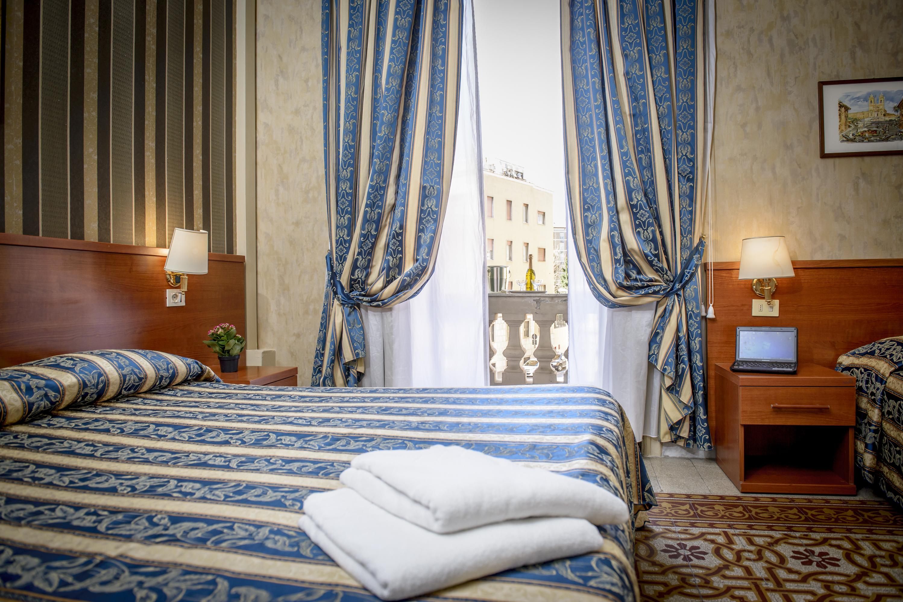 Hotel Emmaus Róma Kültér fotó