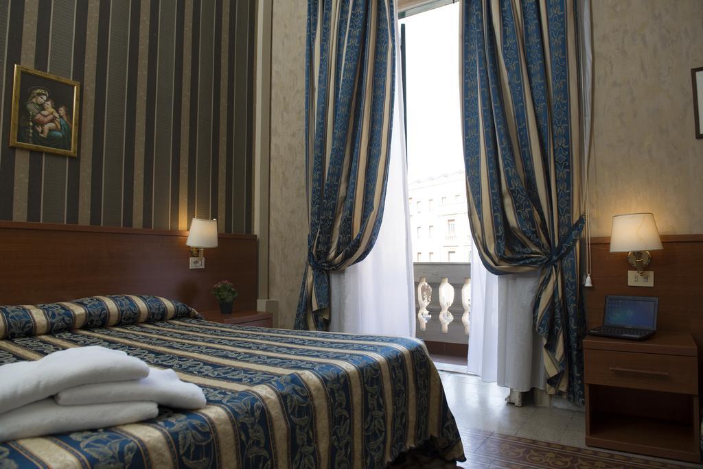 Hotel Emmaus Róma Kültér fotó